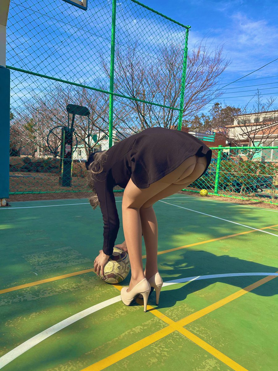 西安人妻找单
时间：今晚。
位置：西三环附近。
私信带照片带介绍。