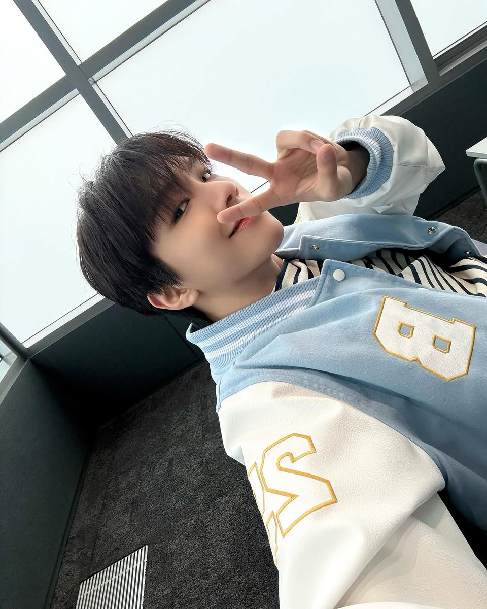 [⛄️] 보넥대 25학번 김운학임다 😎

— (4/8)
#BOYNEXTDOOR #보이넥스트도어 #BND
#운학 #WOONHAK
#보넥대