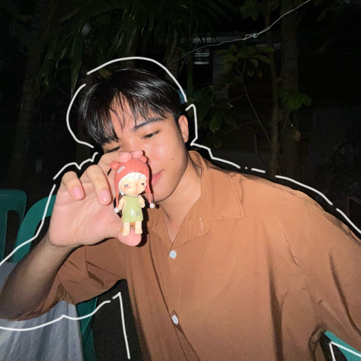 vbzachb's tweet photo. with my homeless baby #nonosd #nonoselcaday https://t.co/zqnBvJCAqv