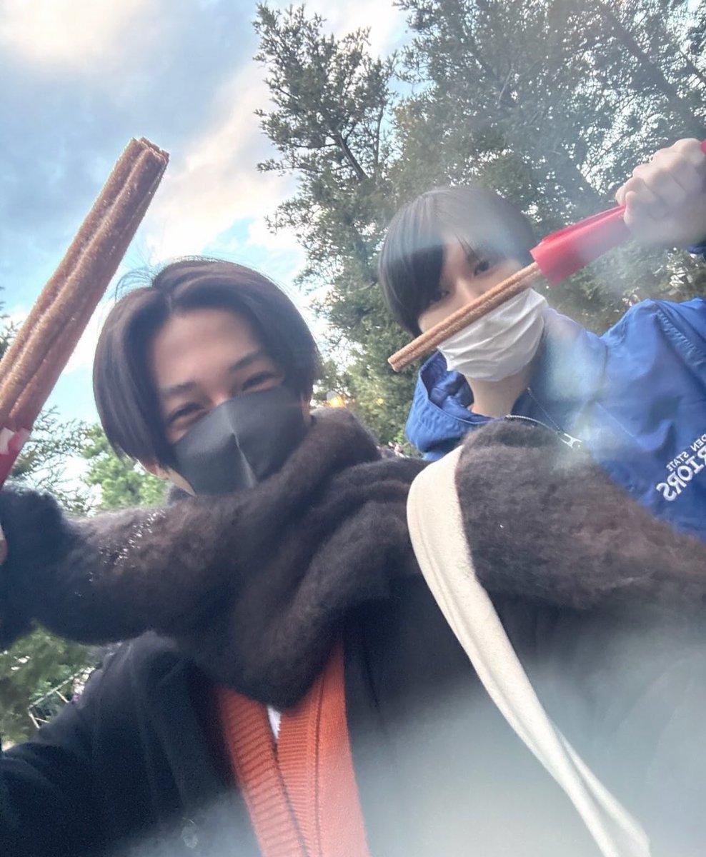 yse568's tweet photo. は？？？？？まじで意味わからん世界
デートやん https://t.co/6d36vBUcUo
