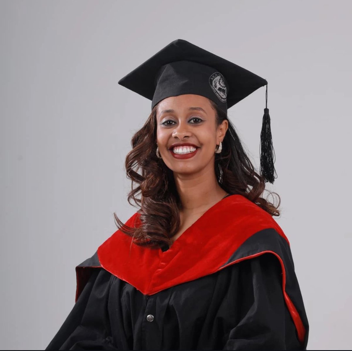 YetenaW's tweet image. 🥳 Congratulations to our amazing volunteers on your graduation from Addis Ababa University, School of Medicine!
We are so proud of you and can’t wait to see all the great things you’ll accomplish. Wishing you success in your journey ahead! 💛
@Birukzex @Lalttt7 @AmesiyasZ…
