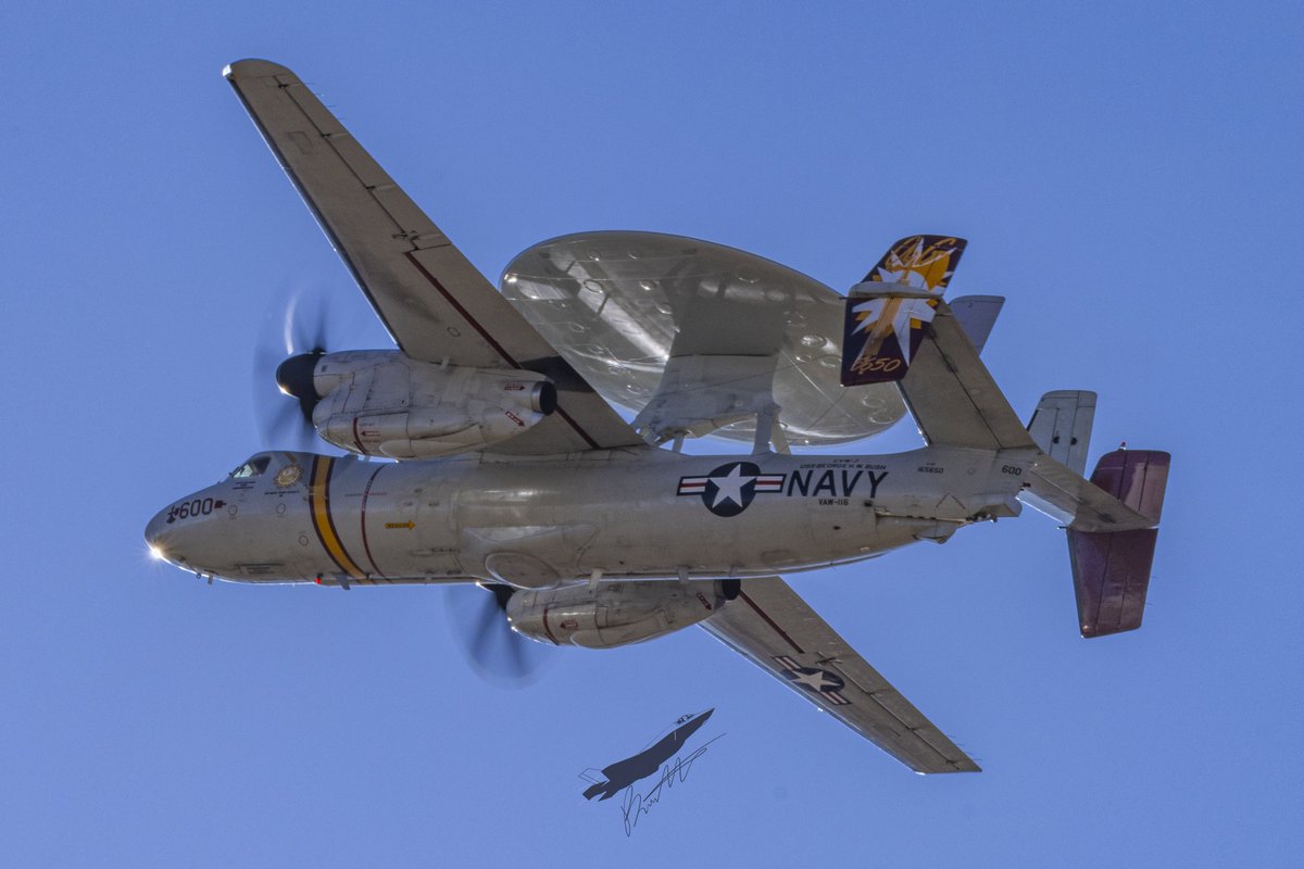 Bren_Horton's tweet photo. 2.22.25 | Nice tail art on a nice bird.

USN Northrop Grumman E-2D Hawkeye 165650 as “KING61” ARR and DEP TWY 17R @COSAirport.

#avgeek #aviation #aviationphotography #photography #Colorado #canon #KCOS https://t.co/dC8U4MK861