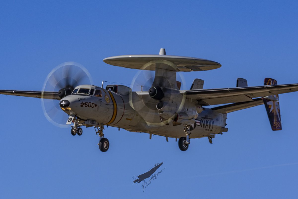 Bren_Horton's tweet photo. 2.22.25 | Nice tail art on a nice bird.

USN Northrop Grumman E-2D Hawkeye 165650 as “KING61” ARR and DEP TWY 17R @COSAirport.

#avgeek #aviation #aviationphotography #photography #Colorado #canon #KCOS https://t.co/dC8U4MK861