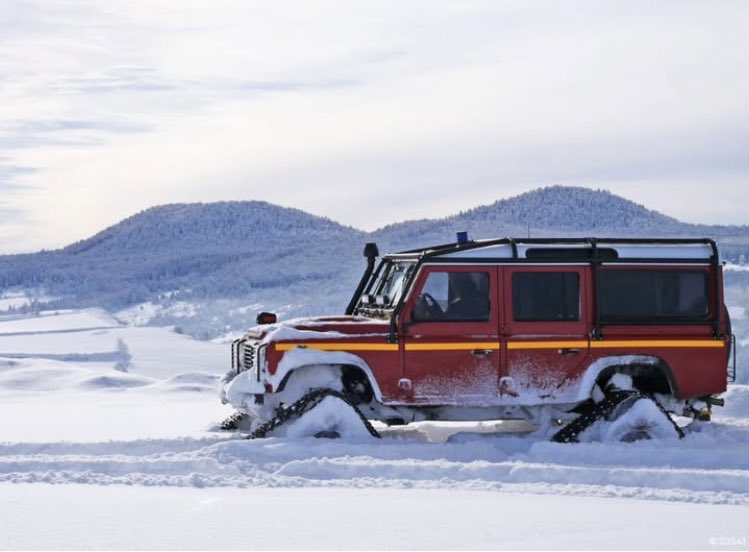 OttaviGuillaume's tweet image. La VLTT « chenillée » du #SDIS43, affectée au CIS du Monastier-sur-Gazeille, permettant un accès sur les secteurs enneigés  ⛄️ de Haute-Loire. 
Un engin précieux pour les secours , bien que les périodes de neige diminuent en fréquence et en intensité. @teambestioles