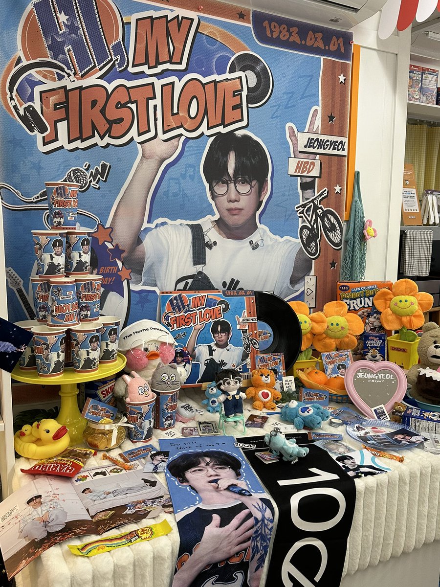 yeo_lbae's tweet photo. 아기자기하게 진짜 잘 꾸며져있고
디저트 맛집입니다 ....... ♡

#𝙃𝙄_𝙈𝙔_𝙁𝙄𝙍𝙎𝙏_𝙇𝙊𝙑𝙀 #나의_부동의_첫사랑 https://t.co/lUG7mnrlrE