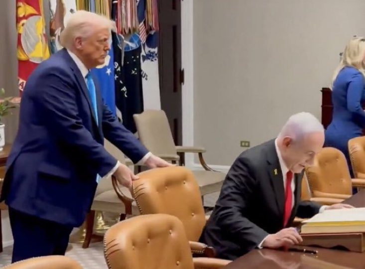 “No one comes to the Oval Office and dictates terms. No one.” Cool story 🤡