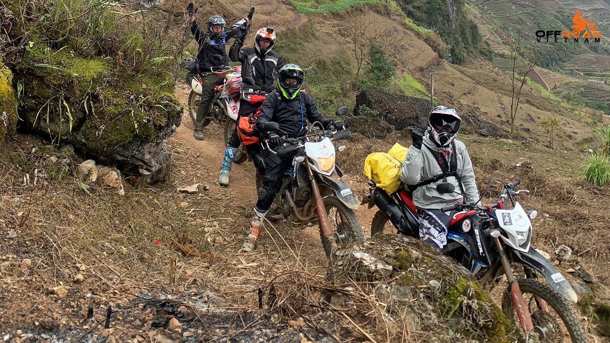 vietnambikers1's tweet photo. Motorcycling becomes more than just a hobby; it becomes a way of life. It's hard to let go. 👏
💻 https://t.co/jgJ2tszVK2
#morethanjustahobby #hardtoletgo #ridingwithpleasure #vietnam #xuhuong2025 #trending2025 #motorbike #motorcycle #tour #rental #honda #XR150L #CRF250L #CRF https://t.co/3uEHu3xzZo