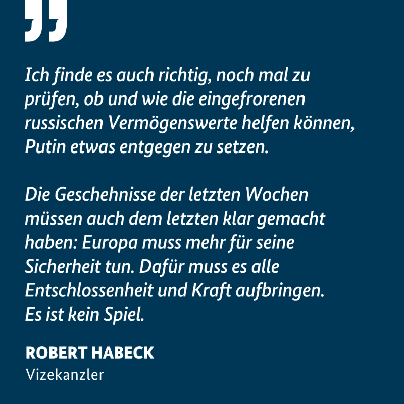 BMWE_'s tweet photo. Bundesminister Habeck: Deutschland und Europa stehen an der Seite der Ukraine. Wir lassen sie nicht fallen.