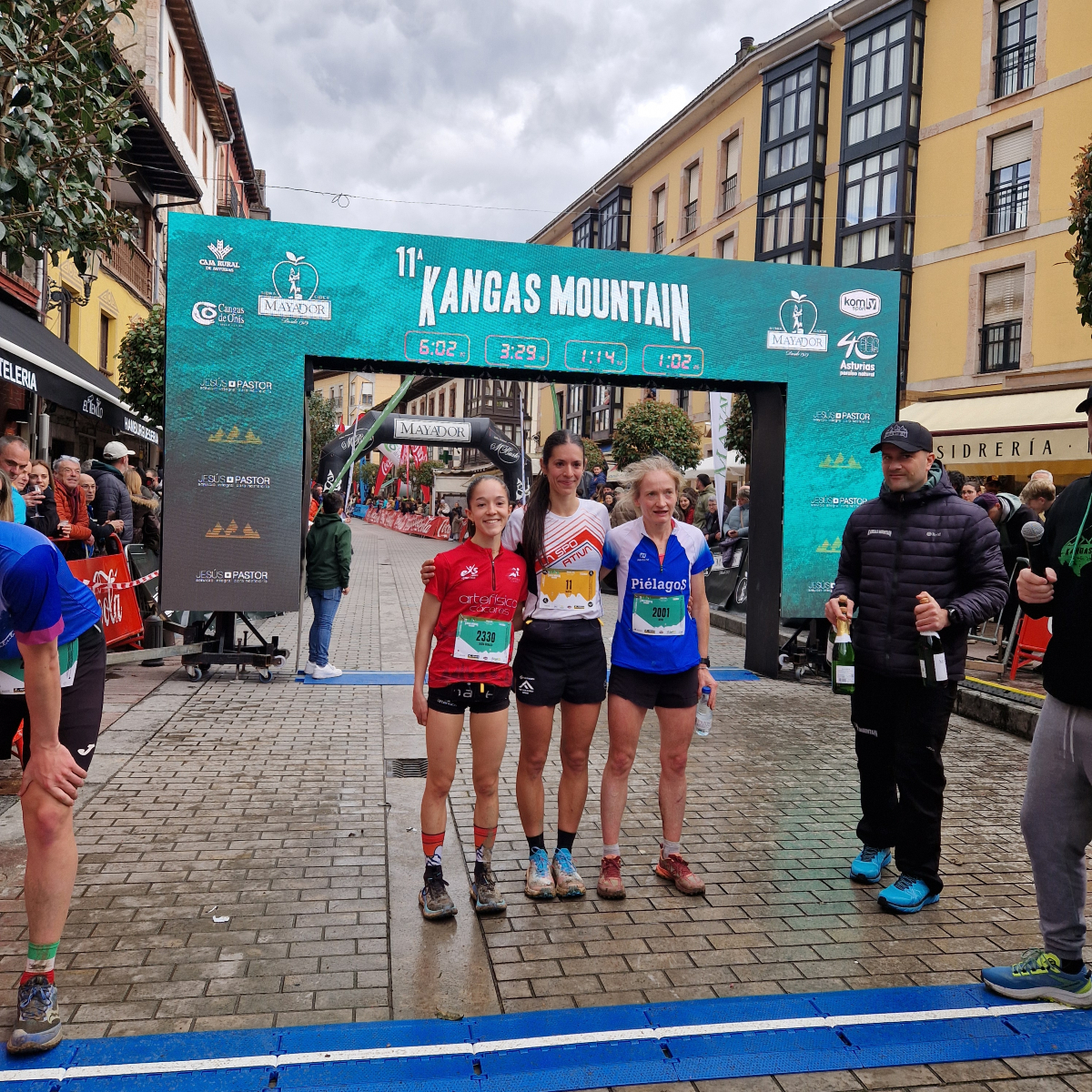 KangasMountain's tweet photo. Completamos el podio femenino de la Speed. ¡Vamos! 
1. Marta Martínez Abellán (01:04:13)
2. Laura Ordiales Pazos (01:07:59)
3. María Reyes Laso Abascal (01:14:03)
#LaKangas https://t.co/RAOcVdRFtA