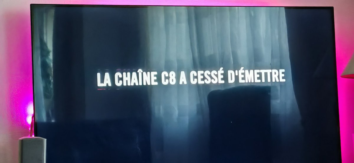 dlang57500's tweet image. État #totalitaire
#censure @C8TV @NRJ12TV @Arcom_fr 
Si je n&apos;aime pas une chaîne de télévision ou une émission, j&apos;ai un outil qui s&apos;appelle la #télécommande