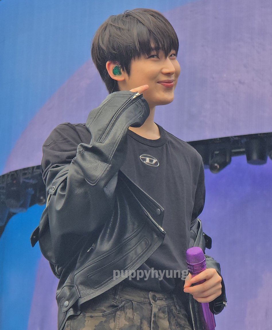 KIM SUNOO🥹🥹🥹🥹🥹🥹🥹 SOOOOOO FREAKING CUTEEEE