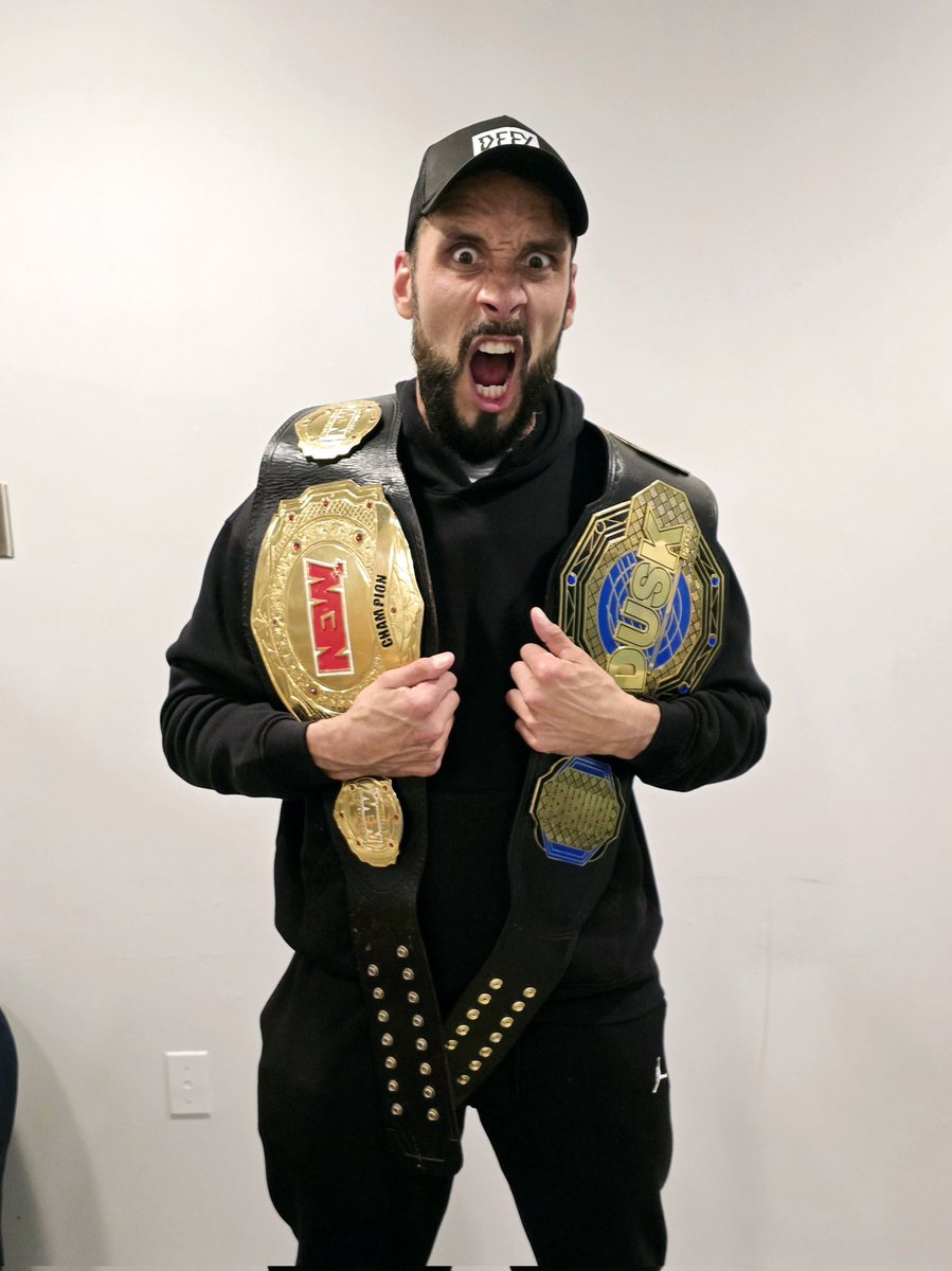 SebWolfePRO's tweet photo. When you talk about the best in the PNW, don't you ever forget my name in the conversation 😤 #AndNew @DUSK_ProWres HW champion https://t.co/EOlfmFfIlG