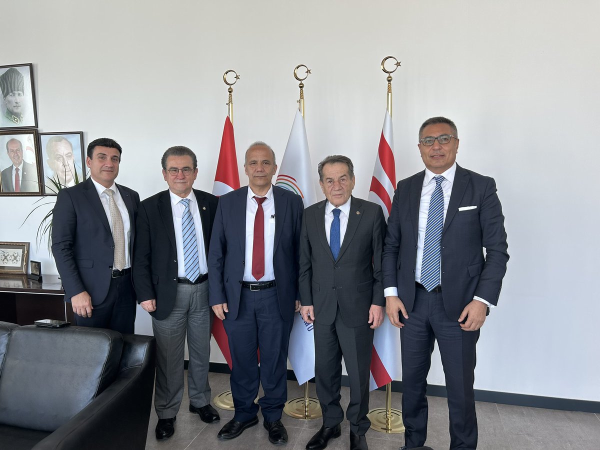 KKTC Bayındırlık ve Ulaştırma Bakanlığı’nın himayelerinde, Türkiye Bilişim Derneği ve KKTC BTHK  işbirliği ile Lefke ve Girne’de düzenlenen KKTC Bilişim Günleri etkinliğine konuşmacı olarak katılmaktan çok mutlu oldum. 

<a href="/ErsinrTatar/">Ersin Tatar</a> <a href="/erhanarikli/">Prof.Dr Erhan Arıklı</a> <a href="/tbdmerkez/">TBD TÜRKİYE BİLİŞİM DERNEĞİ</a>