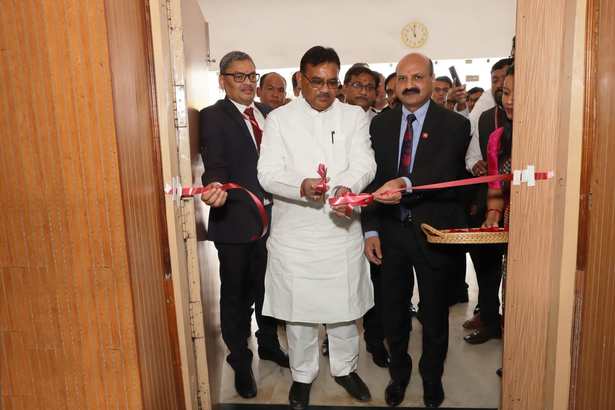 pnbindia's tweet photo. MD & CEO Sh. Ashok Chandra launched the nationwide #PNBAgricultureOutreachProgram in #Agartala. The event was inaugurated by Sh. Pranajit Singha Roy, Hon'ble Finance Minister, Govt. of Tripura, in the presence of Sh. Ajit Sukla Das, CEO, TRLM; Sh. Surendra Nidar, GM, RBI; Sh. Anil S Kotmore, GM, NABARD and Sh. Chittaranjan Prusty, Zonal Manager, Guwahati.

Held simultaneously at 65 locations across the country, the outreach program highlights the bank’s Self Help Group (SHG) and agricultural schemes aimed at providing essential support to farmers and women.  Sh. Ashok Chandra engaged with the distinguished audience, reaffirming the bank’s dedication to agricultural growth and development.

@MoRD_GoI @MOFPI_GOI @AgriGoI 

#FarmerSupport #AgricultureLoans #AvailNow #Banking #PNB