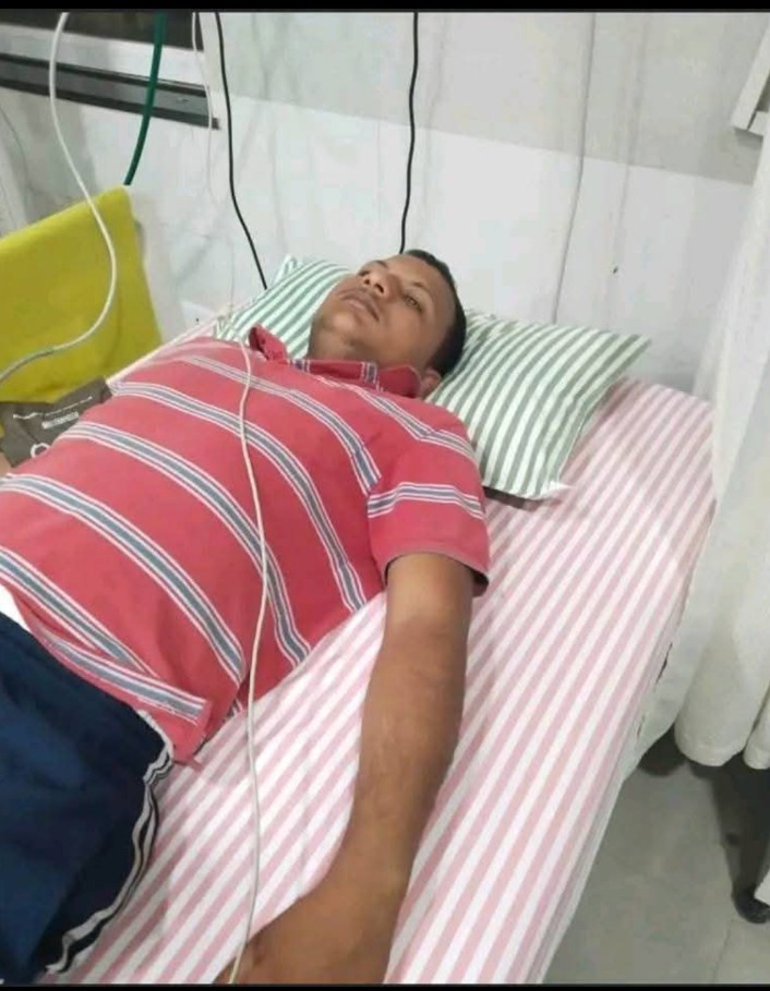 बड़े भाई सर्वेश पाण्डेय जी आप जल्द स्वस्थ हो 
ईश्वर से प्रार्थना <a href="/SawarnArmychief/">Sarvesh Pandey</a>