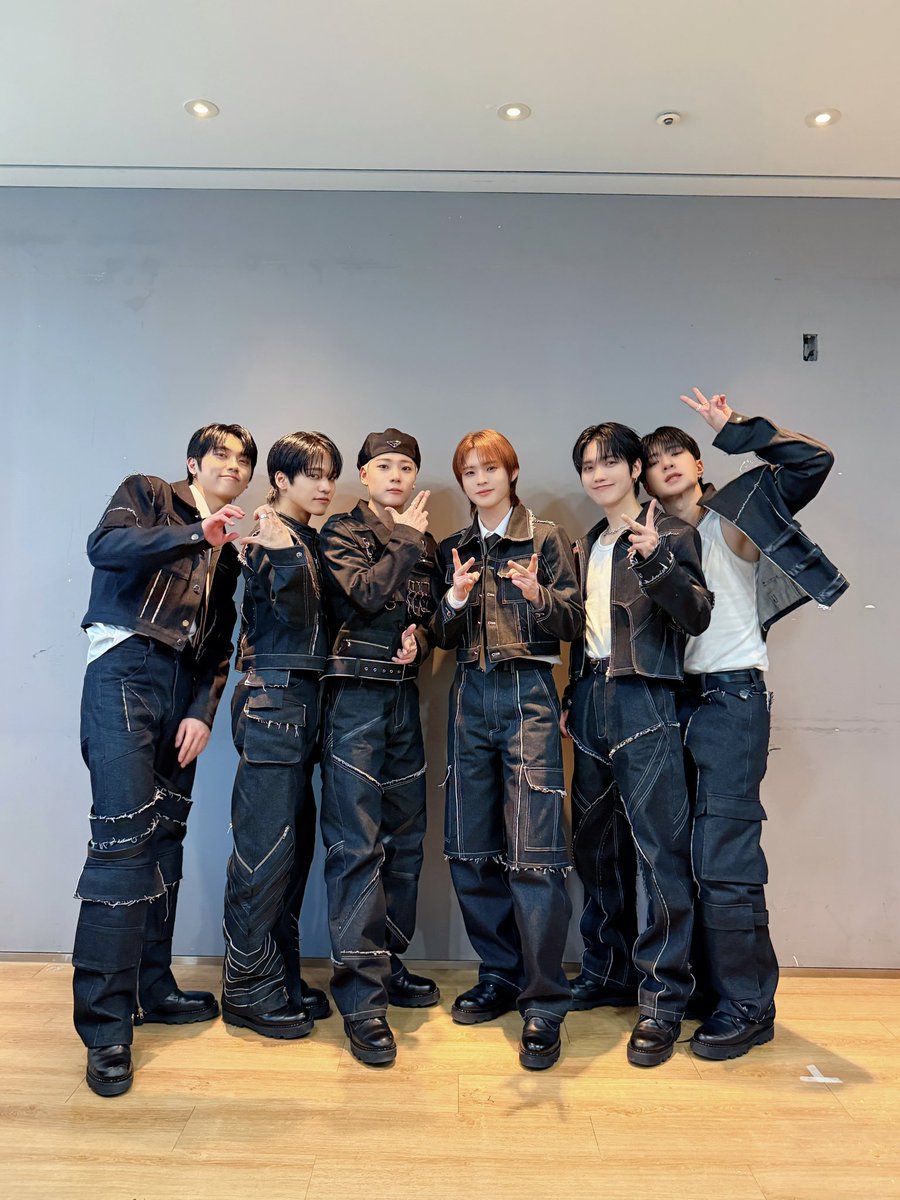 온앤오프 (ONF) OFFICIAL tweet media