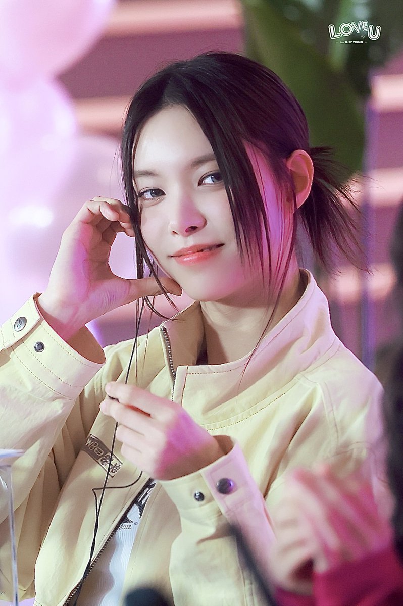 250227 HQ

🎶🌟

#ILLIT #아일릿 #YUNAH #윤아