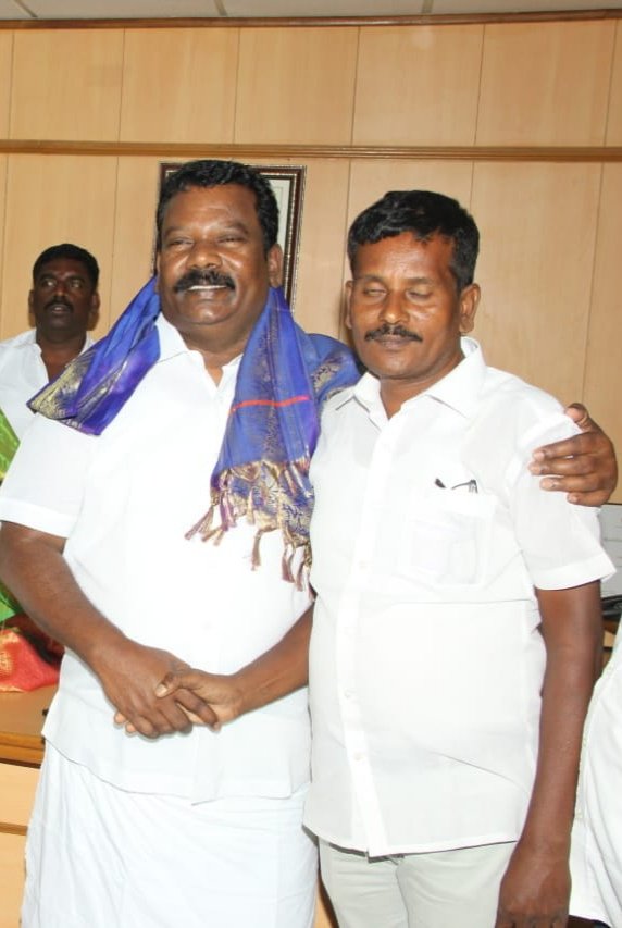 muthumanimani1's tweet photo. கிங்ஸ் பொறியியல் கல்லூரியின் 25ம் ஆண்டு விழா. 28.02.2025. நேற்று சென்னையில் நடைபெற்றபோது.
#KINGSENGINEERINGCOLLEGE #SILVERJUBILEE #25YEAR.
@Amirthraj_S @SPK_TNCC @RahulGandhi @priyankagandhi @INCIndia @INCTamilNadu @K_T_L @TNCCITSMDept https://t.co/IoYxc4N3F9