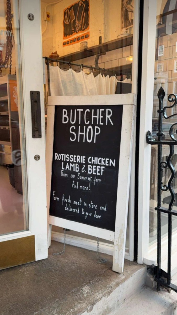 naimashah_'s tweet photo. Not your usual butcher shop… Seen anything like this before? 👀🔥 https://t.co/FIdlEgbfMp
