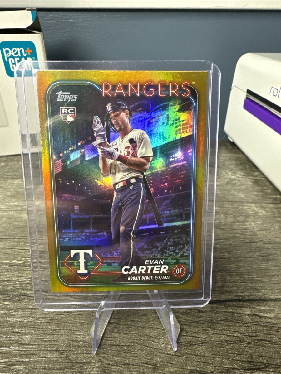 TylerWolfeCards's tweet photo. @breakoutcards_ Make me an offer, let’s make a deal! https://t.co/mRgV9kNpw7