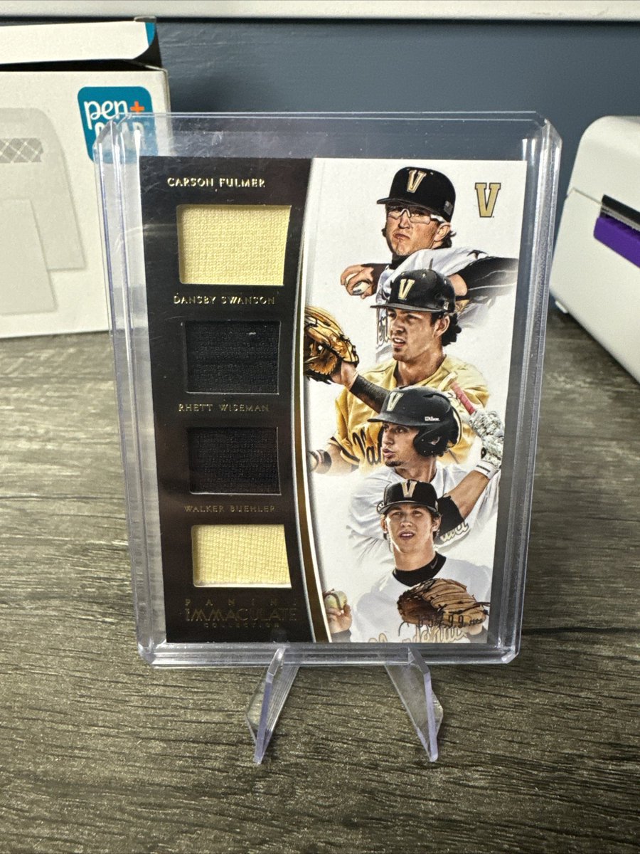 TylerWolfeCards's tweet photo. @breakoutcards_ Make me an offer, let’s make a deal! https://t.co/mRgV9kNpw7