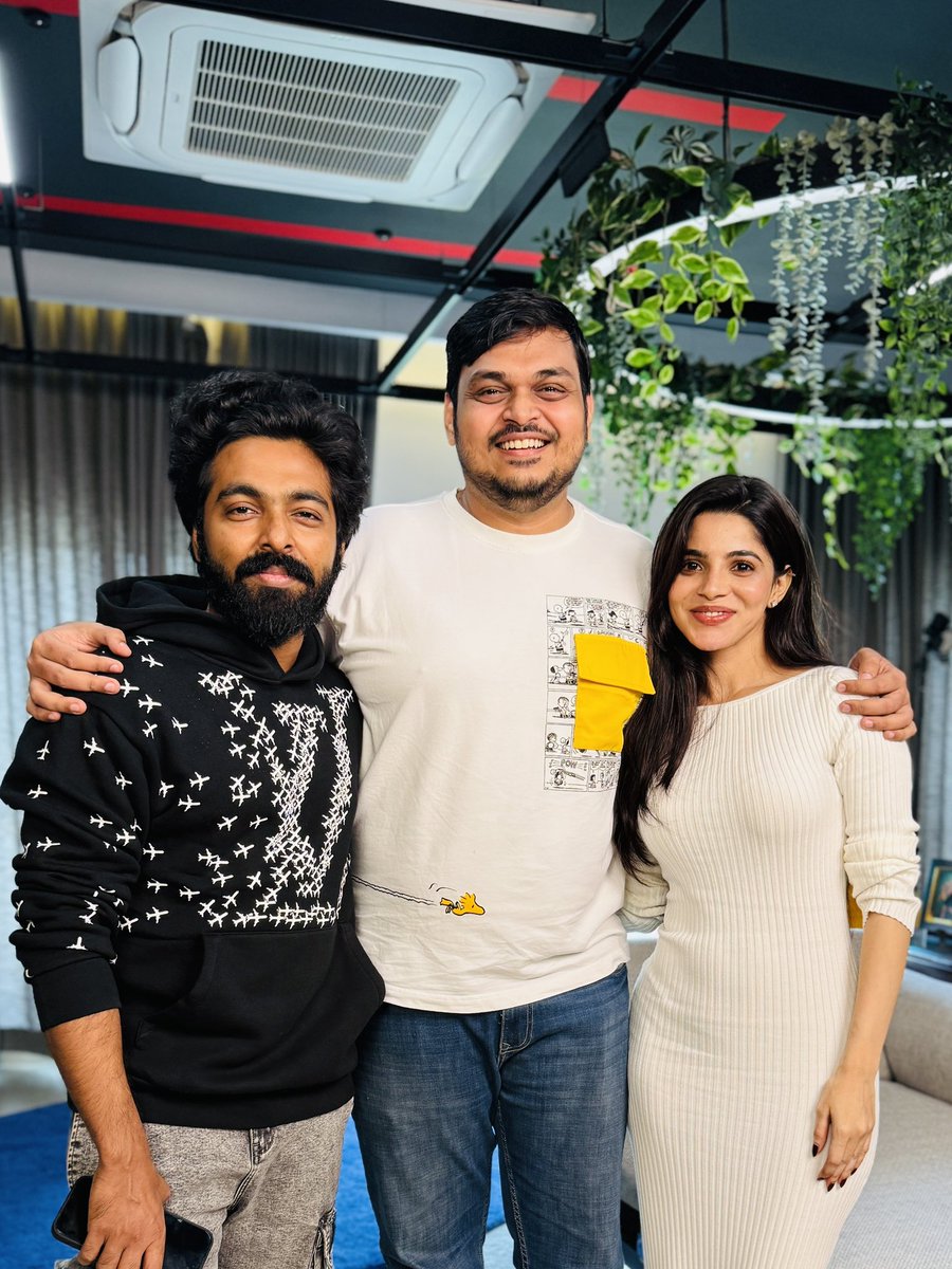 Vinoth Cj (@thevinothcj) on Twitter photo Kicking it for #Kingston! After a year of hard work, we’re just a week away from the film hitting the screens. Excited and nervous all at once! <a href="/gvprakash/">G.V.Prakash Kumar</a> <a href="/divyabarti2801/">Divyabharathi</a> <a href="/ParallelUniPic/">Parallel Universe Pictures</a> <a href="/zeestudiossouth/">Zee Studios South</a> Kicking it for #Kingston! After a year of hard work, we’re just a week away from the film hitting the screens. Excited and nervous all at once! <a href="/gvprakash/">G.V.Prakash Kumar</a> <a href="/divyabarti2801/">Divyabharathi</a> <a href="/ParallelUniPic/">Parallel Universe Pictures</a> <a href="/zeestudiossouth/">Zee Studios South</a>