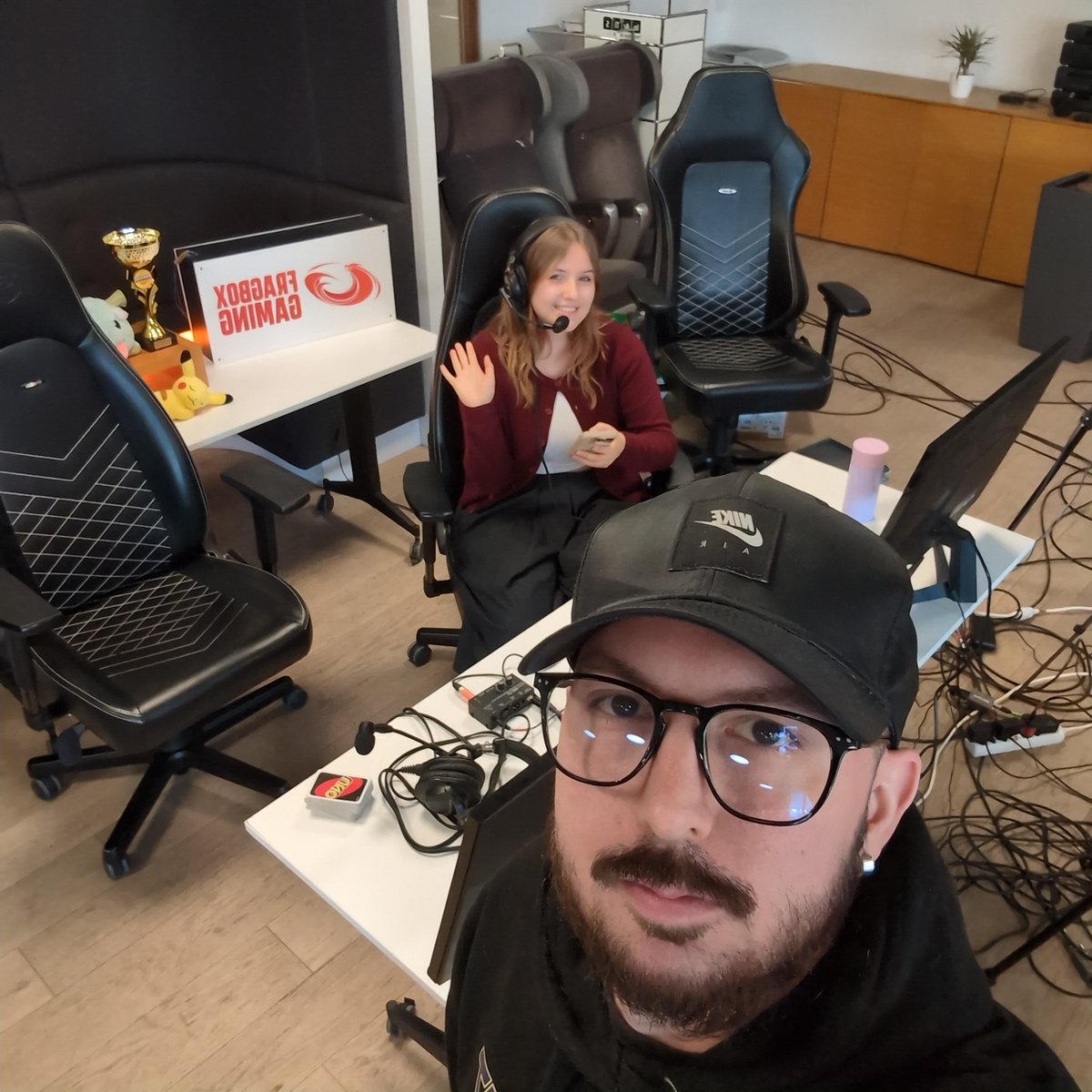 Manuel Vispo Cid (@deathofwar90) on Twitter photo On va cast #Fortnite et #Fallguys du tournoi #Swissclash n'y <a href="/Fragboxgaming/">Fragbox Gaming</a>
Twitch.tv/fragboxgaming On va cast #Fortnite et #Fallguys du tournoi #Swissclash n'y <a href="/Fragboxgaming/">Fragbox Gaming</a>
Twitch.tv/fragboxgaming