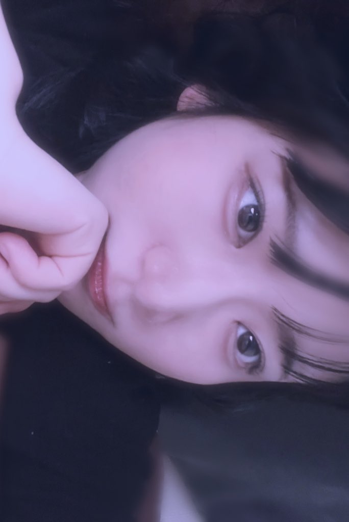 ♡ ••┈┈┈┈┈┈┈┈•• ♡

例えば暗い話をしているはずなのに
いつの間にか笑い話に変える君の魔法

♡ ••┈┈┈┈┈┈┈┈•• ♡

#自撮り界隈 #雰囲気嫌いじゃないよって人いいね #いいね返し  #自撮り界隈の人と繋がりたい #裏アカ女子 #暇な人DM #自撮り界限さんと繋がりたい