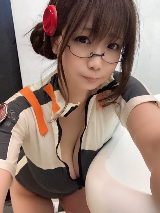 今日の撮影速報宇宙のステルヴィア7年ぶりとかでお嬢しましたが衣装...着れてよかった撮影前に...レオタードの胸元チャックが壊れました自作衣装だから超悲しい 