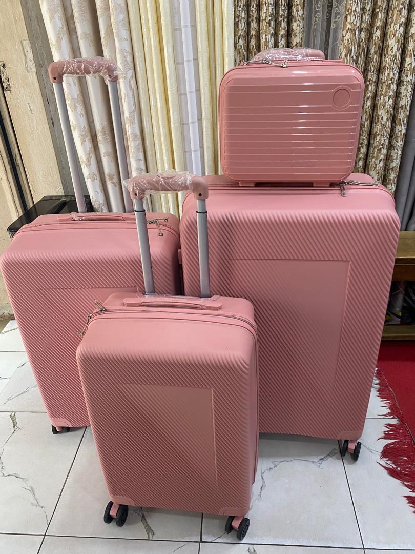 Plastic SILICONE Material 
Full Set 240,000/=
Size Kubwa 100,000/=
Size Ya Kati  90,000/=
Small Size 70,000/=
Napatikana Kariakoo Uhuru Na Nyamwezi,(Mtaa Wa Mabegi)
0659647989
Delivery Popote (Kwa Gharama Za Mteja)
KARIBUNI