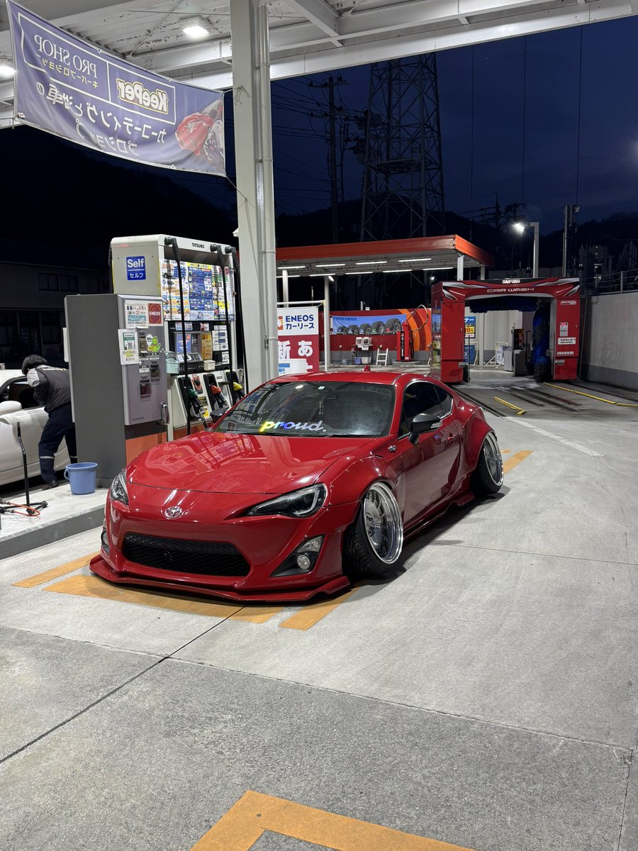 キャンバーやっと前後揃っていい感じ