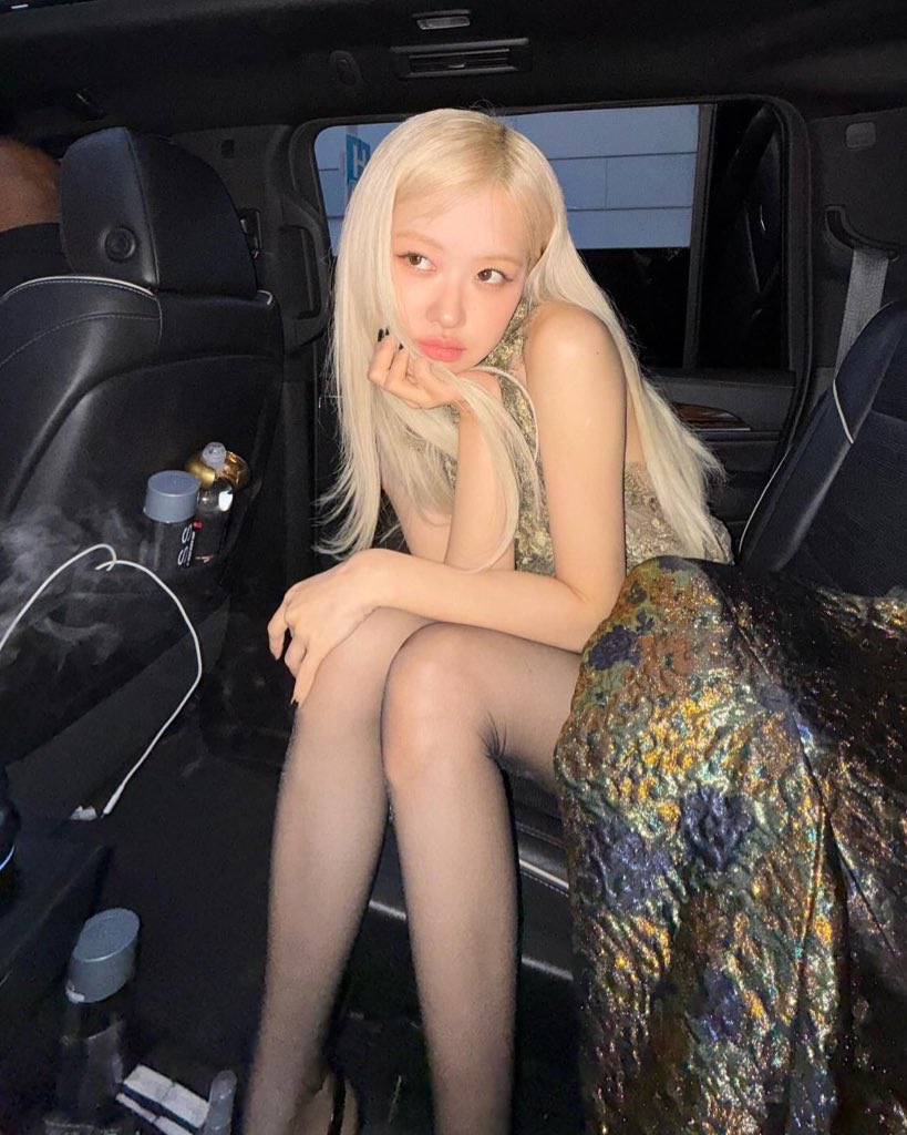 rosie tweet media