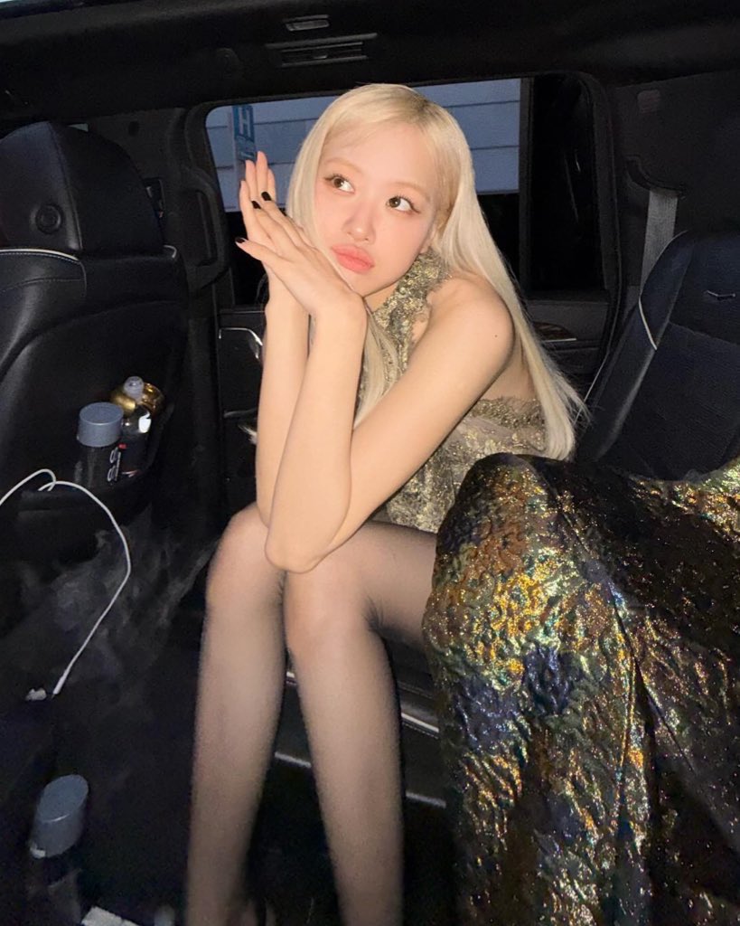 rosie tweet media