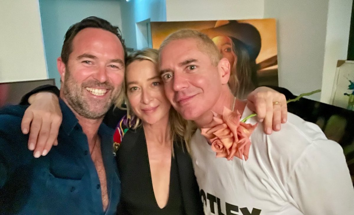Such and awesome night with some of the most beautiful people I know👍🥰😀😀😀

Congrats on the new gallary and the book brother

@TripTreasures <a href="/Australia/">Australia</a> <a href="/NBCBlindspot/">Blindspot</a>