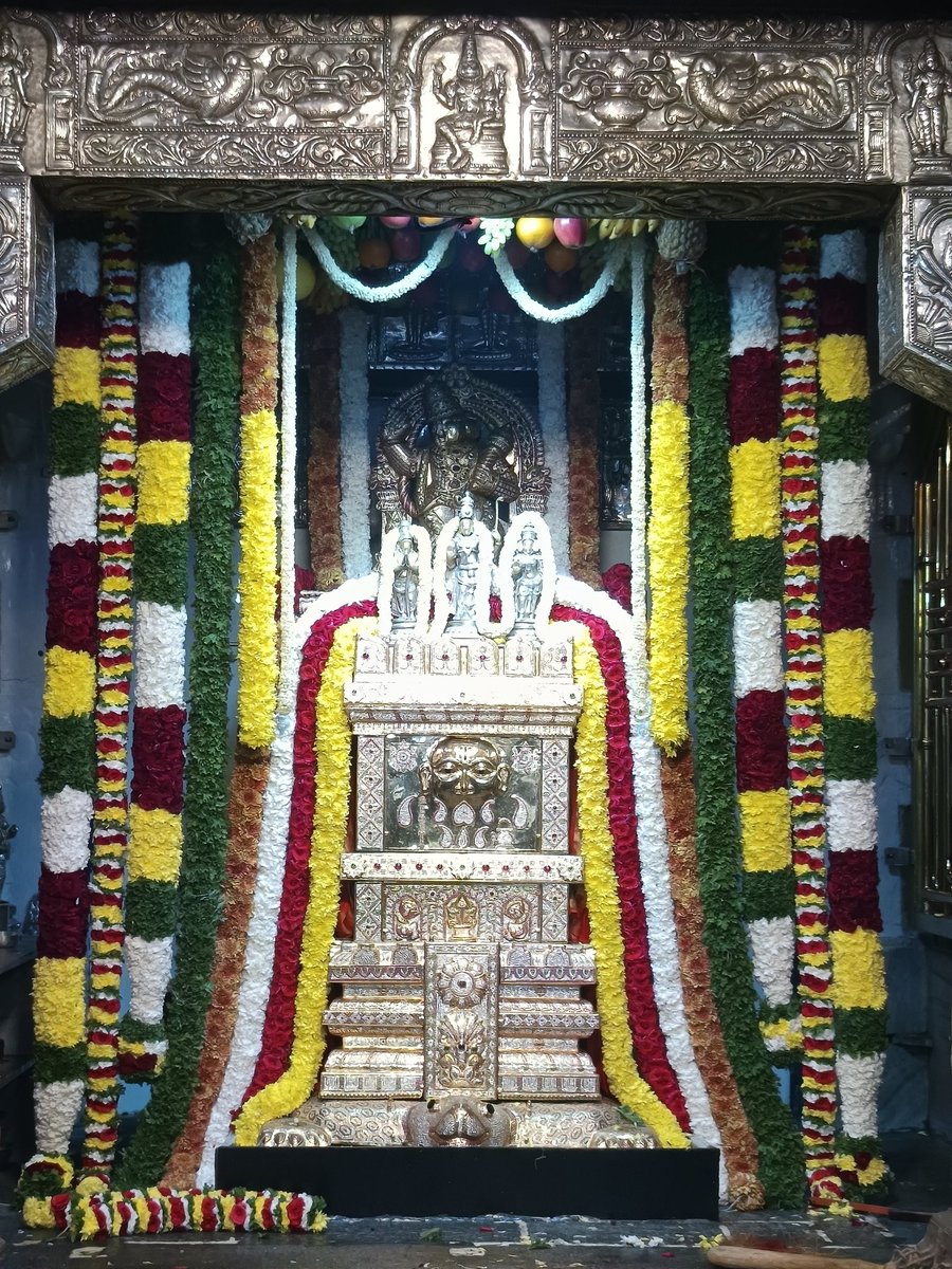 DBOSS01_'s tweet photo. ಶ್ರೀ ಗುರು ರಾಘವೇಂದ್ರ ಸ್ವಾಮಿ ಇಂದಿನ ದರ್ಶನ ❤️🙏#raghavendraswami #mantralaya #DBoss𓃰 #darshan https://t.co/YtmHamyZfw