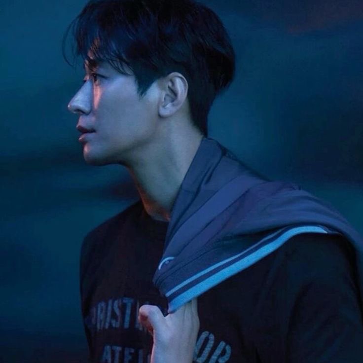 ㅈㄴ근본;;;;;;; 
내가이남자코를보고 감탄안하는날이잇을까?