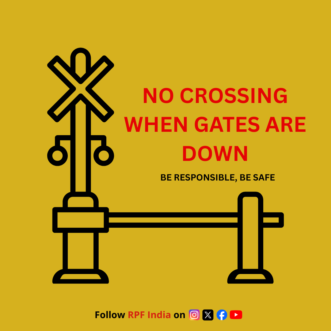 RPF_INDIA's tweet image. Don’t let impatience cost you your life. Wait for the gates to open before crossing. 🚦

#LevelCrossing #SafetyFirst #BeResponsie #BeSafe @RailMinIndia