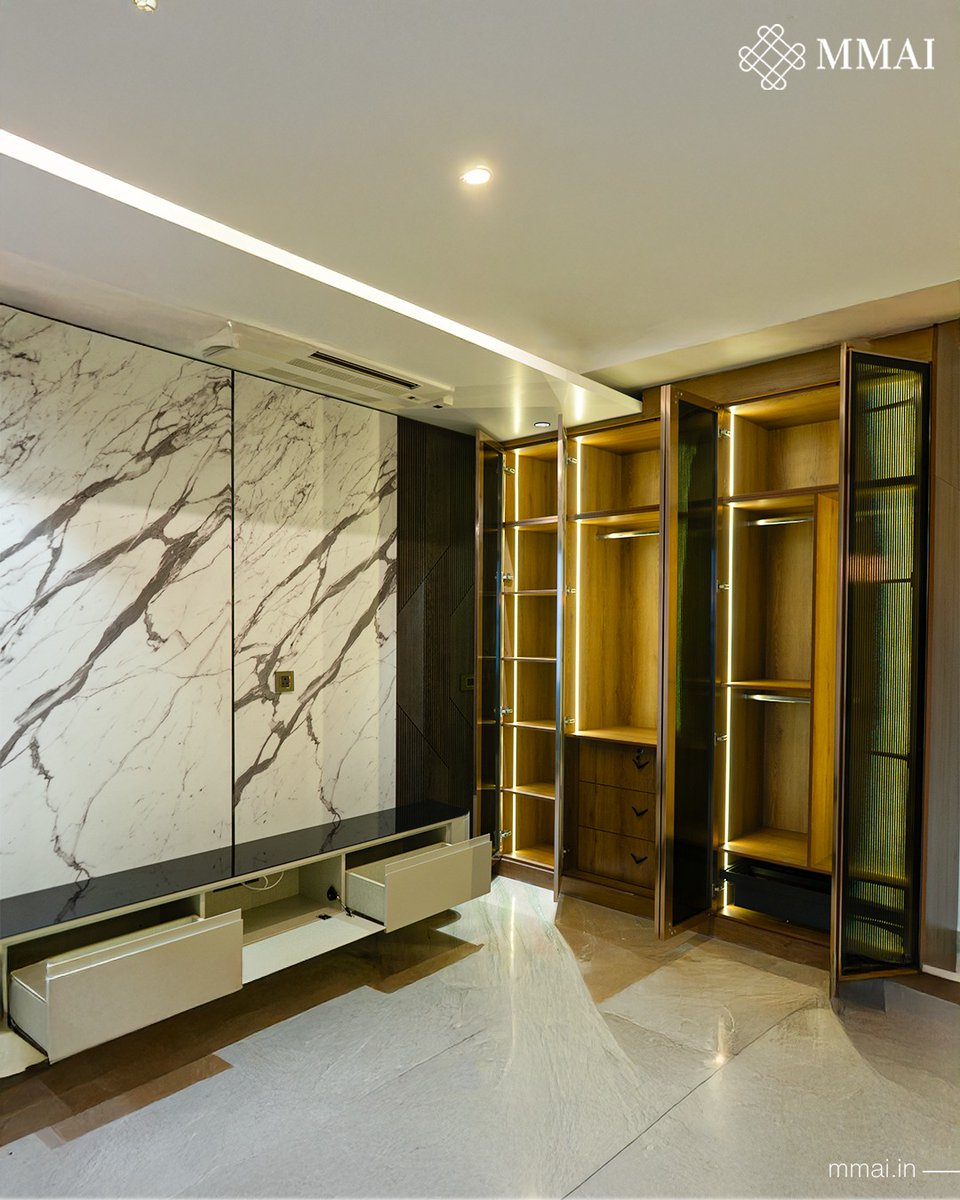 mmaiinterior's tweet photo. A perfect balance of style and functionality. This wardrobe design showcases marble panels and soft lighting for a refined storage solution.
#mmaiinterior #interiordesign #wardrobedesign #luxuryinteriors #homedecor #closetgoals #modernwardrobe #marbleinterior #woodwork https://t.co/71YO6Mncsu
