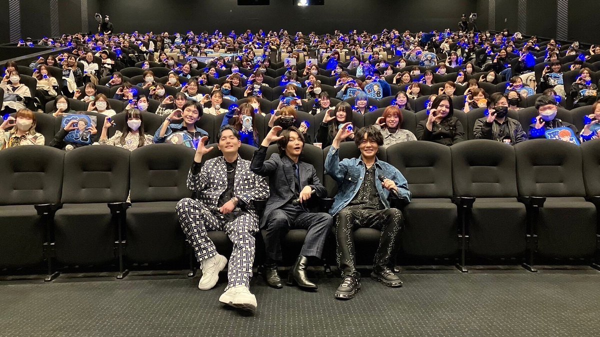🟦🟦🟦🟦🟦🟦

　　📣#ヒプムビ 
6⃣都市公開記念舞台挨拶
　　 in 大阪

　　🟦🟦🟦🟦🟦🟦🟦

🔵ヨコハマ vs🟠オオサカ

MAD TRIGGER CREWの
#浅沼晋太郎 さん(<a href="/Dandelion_Ltd/">ダンデライオン</a> )
#駒田航 さん
#神尾普一郎 さんが
First Stageの対戦相手どついたれ本舗の
地元・大阪に登場✨

大阪の熱気に負けず劣らず