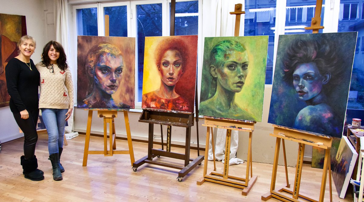 Violet Jones 🎨 tweet media