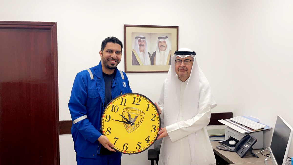 محمد مشعان العتيبي (@mmalotaibie) on Twitter photo انتقل إلى رحمة الله تعالى صاحب القلب الطيب و الخلوق ( بو بدر ) ابراهيم الشريفي
أسأل الله سبحانه برحمته الذي وسعت كل شيء ان يتجاوز عنه
و يصبرنا جميعاً من اهله و أصدقائه
فهو شخص نادر التكرار و طيبة القلب و نظافة اليد واخ كبير للجميع
<a href="/IbrahimEdghem/">Ibrahim Edghem</a> انتقل إلى رحمة الله تعالى صاحب القلب الطيب و الخلوق ( بو بدر ) ابراهيم الشريفي
أسأل الله سبحانه برحمته الذي وسعت كل شيء ان يتجاوز عنه
و يصبرنا جميعاً من اهله و أصدقائه
فهو شخص نادر التكرار و طيبة القلب و نظافة اليد واخ كبير للجميع
<a href="/IbrahimEdghem/">Ibrahim Edghem</a>