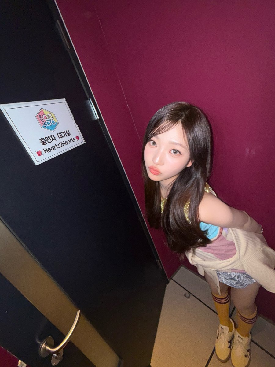 🅢🅗🩷🅦 🅜🅤🅢🅘🅒 🅒🩷🅡🅔

#Hearts2Hearts #하츠투하츠 #H2H
#YUHA #유하
#STELLA #스텔라
#TheChase #Hearts2Hearts_TheChase
#쇼음악중심 #ShowMusicCore