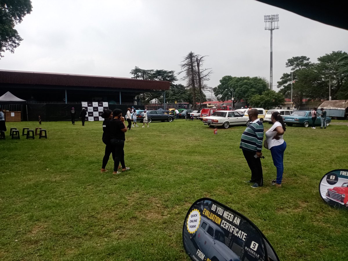 #Creative Native Vintage Show 📍