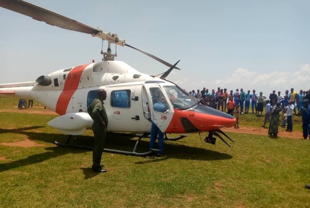 🔴 Info de la semaine !
 Un hélicoptère a atterri cette semaine à <a href="/RutanaProvince/">Province Rutana</a>, et la nouvelle a fait le tour des réseaux sociaux 🚁. Le Gouverneur de #Rutana, M. Olivier NIBITANGA, a confirmé l'événement et salué l'initiative d'un natif de la province qui prévoit de lancer un