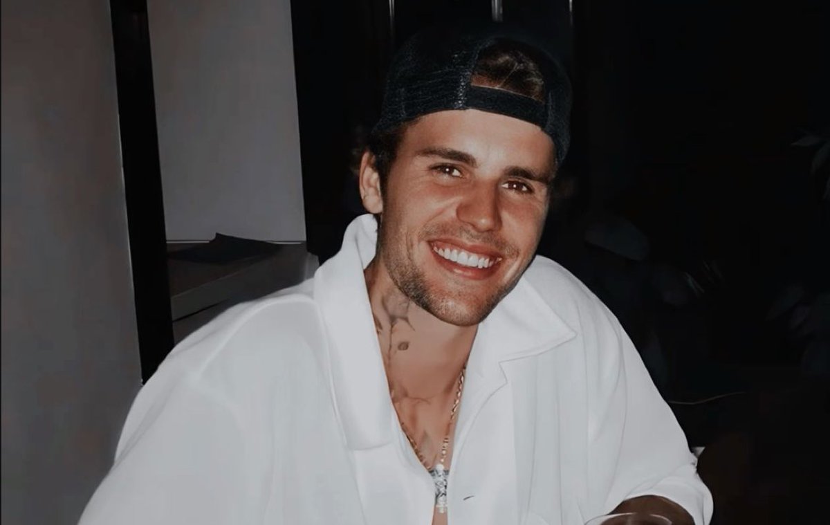 eternalemails's tweet image. happy birthday to the loml, living legend, the first person i ever stanned and will continue to stan 🥹🤍