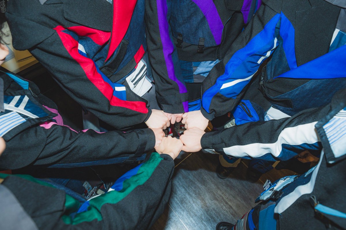 ✦・┈┈┈┈┈┈┈┈ ・✦
     8motion Last Live
      ラストモーション
✦・┈┈┈┈┈┈┈┈ ・✦

以上！僕たちが8motionでした！
ありがとうございました！