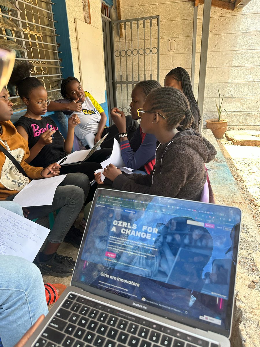 code_with_kids's tweet image. Our future changemakers are in action!  At #CodeWithKids, our students are exploring the #SDGs and creating innovative solutions with guidance from our educators. Stay tuned for their amazing ideas!  #GirlsInSTEM #Innovation #Empowerment