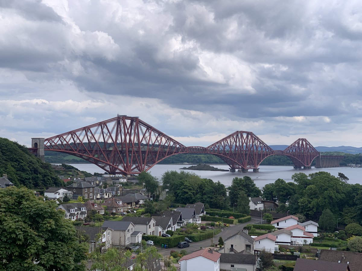 StuartBaillie2's tweet photo. The Forth Rai Bridge always fascinated me, I found out recently just how significant it was in terms of engineering, transport and communication so here is a link to a short podcast I've made about the bridge and its history. #riverforth #bridge #Scotland
https://t.co/P8q5XTjPVy https://t.co/O5V7r1sHFf