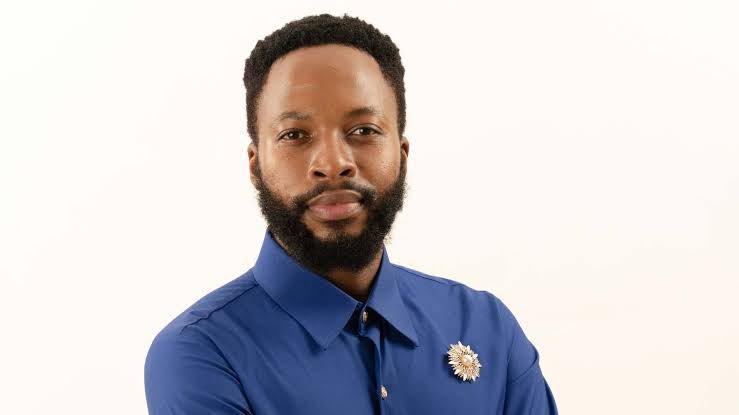 #UmkhokhaTheCurse Finale Review

Umkhokha’s finale is probably one of the best telenovela finales I’ve watched in a very long time.

The episode was brilliantly written and expertly directed. Mamzobe and Mabusi’s deaths were truly heartbreaking.

One thing I noticed was when