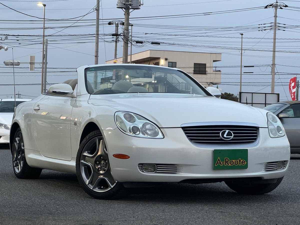 Aroute_3410022's tweet photo. ソアラ 430SCV
9.0万km
総額84万円
フルSC430仕様のソアラが入庫です!
SC純正18インチ!レクサスグリル!
ホワイトレザーシートと本木目の内装がめちゃくちゃカッコいいです!
オープン機構も問題なし!
#40ソアラ #UZZ40 https://t.co/3QS6ooyxKS